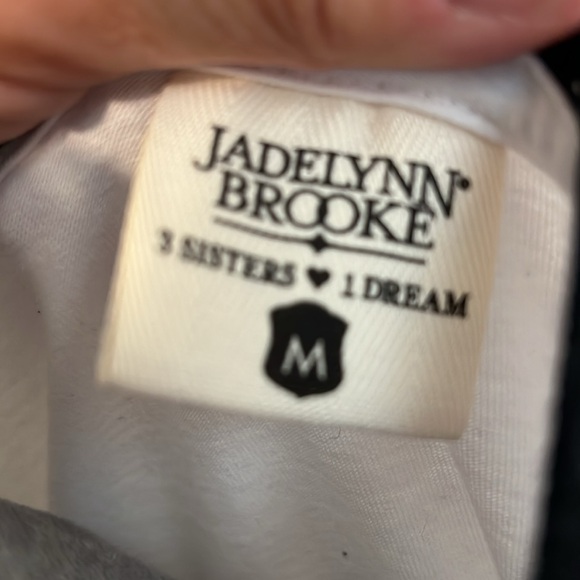 Love Tshirt - Picture 3 of 3